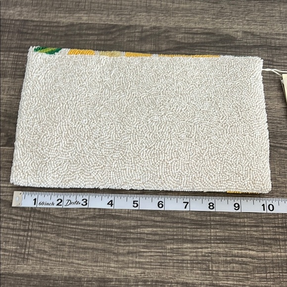 Antik Kraft | Lemon Beaded Clutch/Crossbody - Picture 9 of 12